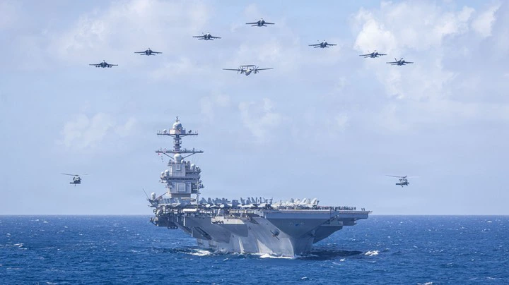 Lotniskowiec USA pobił niechlubny rekord. Nikt nie robił tego od zimnej wojny