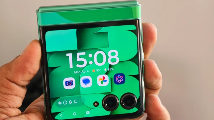 The Motorola Razr 2025 FIFA World Cup edition is a limited edition flip phone that's actually worth buying