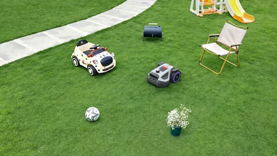 ANTHBOT M9 Pro : le robot tondeuse avec navigation sans angle mort grâce au système HoloSense™