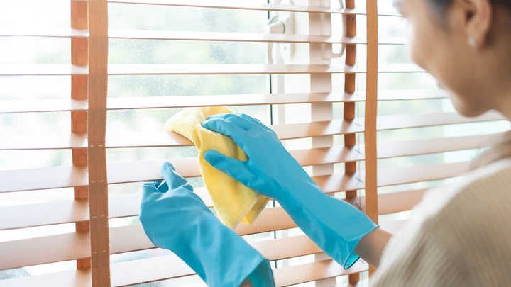 Stop sneezing at home this allergy season with these expert-approved tips for your robot vacuum