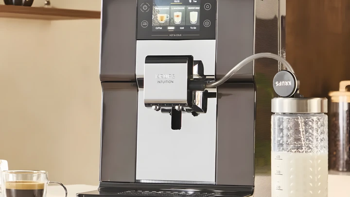 Café chaud ou glacé : Krups lance la machine ultime qui se nettoie (presque) toute seule