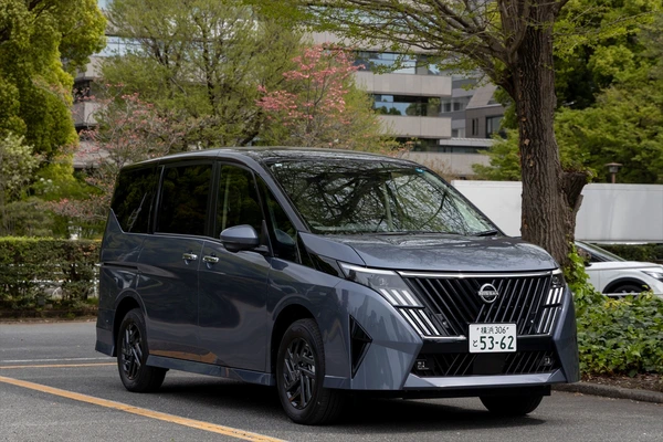 e-4ORCEでついに完成形へ！ 35周年の日産のミニバン「セレナ」が選ばれ続ける理由