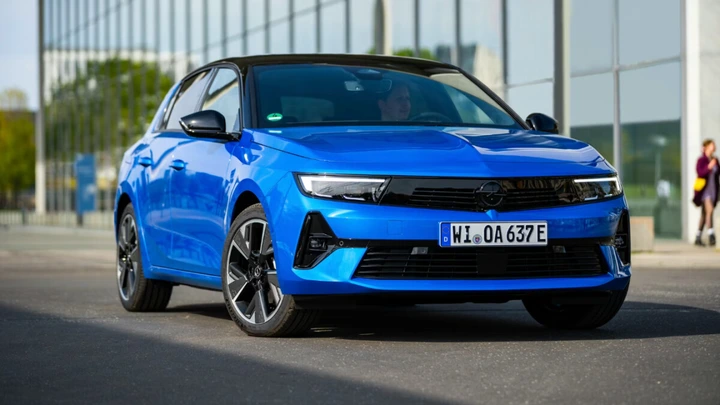 Für 109 Euro: ADAC-Liebling Opel Astra Electric mit 156 PS und 454 km Reichweite