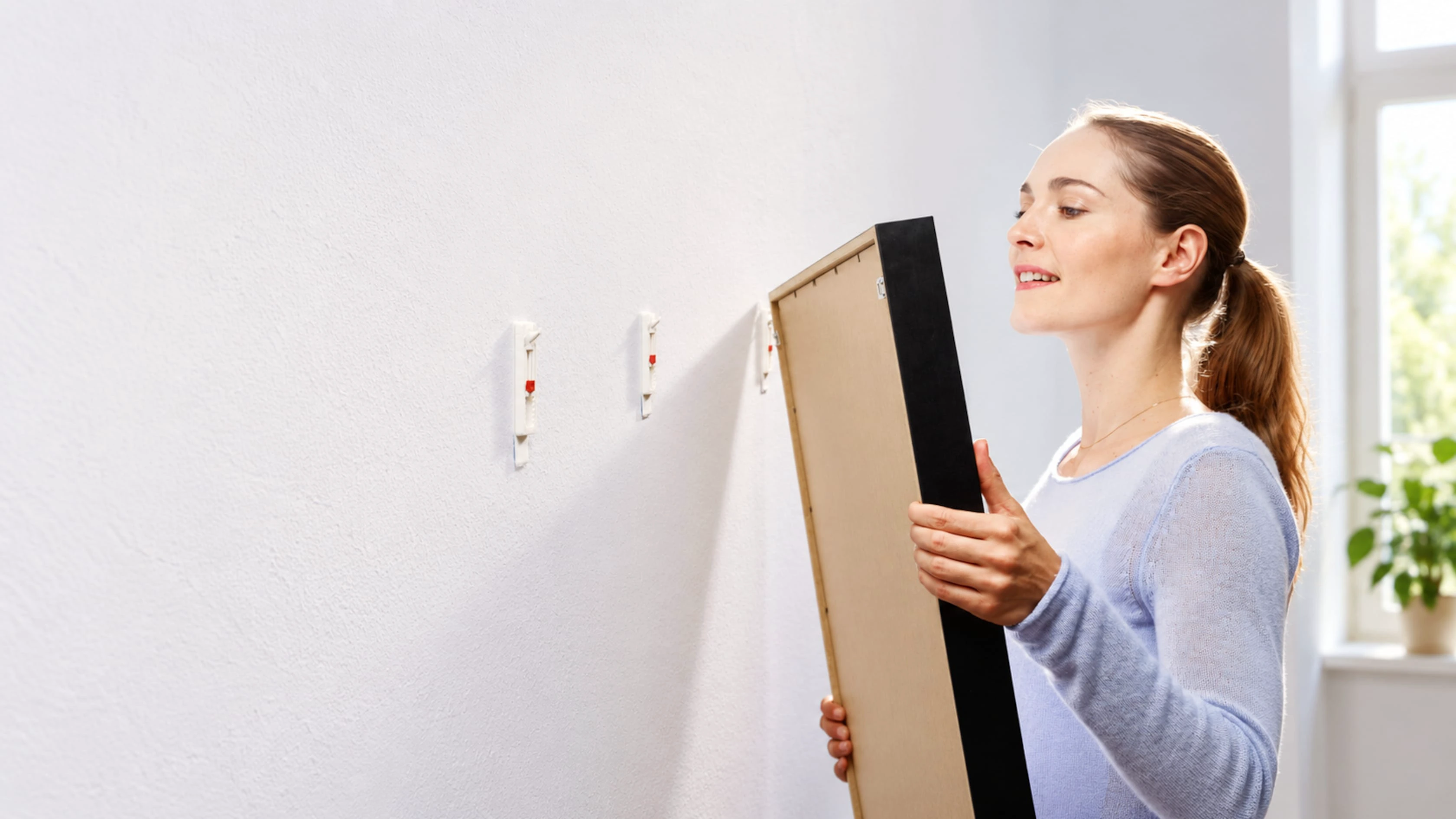 Klebenägel für die Wand: Diese Tesa-Nägel helfen gegen überflüssige Bohrlöcher