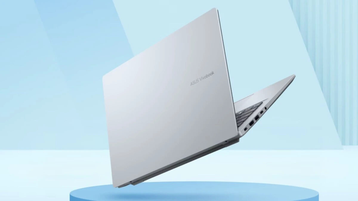 Amazon retire 240 € à l’Asus Vivobook 14, un PC portable sous Snapdragon X avec 16 Go de RAM